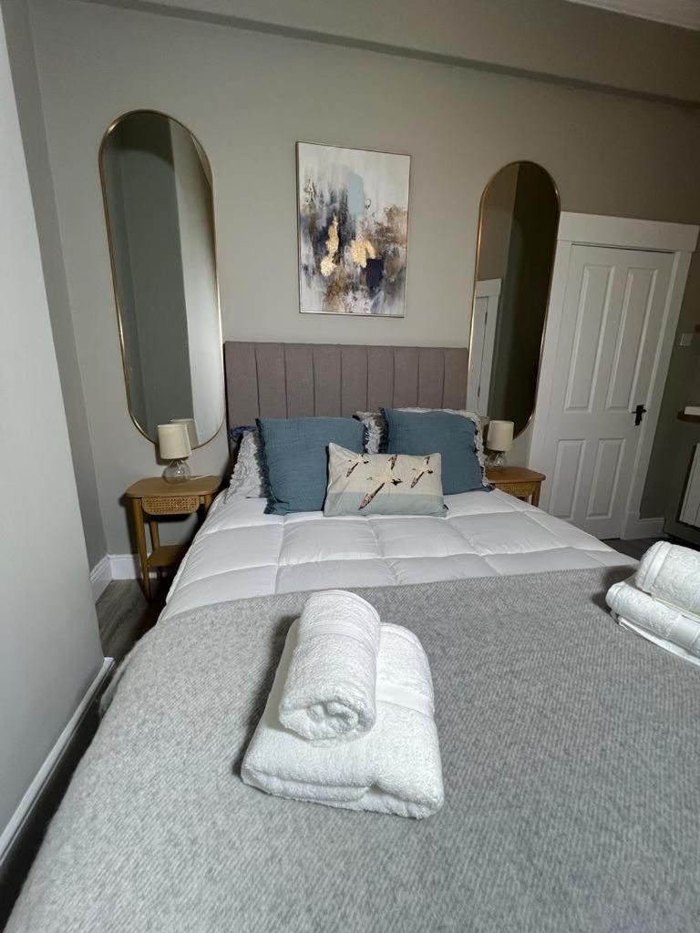 No 6 Sea Whisper Apartment Portrush Bagian luar foto